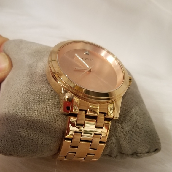 WATCH - Picture 2 of 7